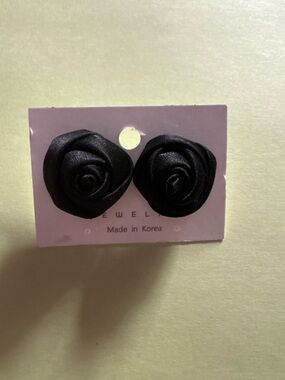 Black Rose Stud Earrings - Women Accessories